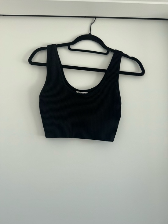 Babaton Tops - Babaton Sculpt Knit Black Ribbed Crop Tank